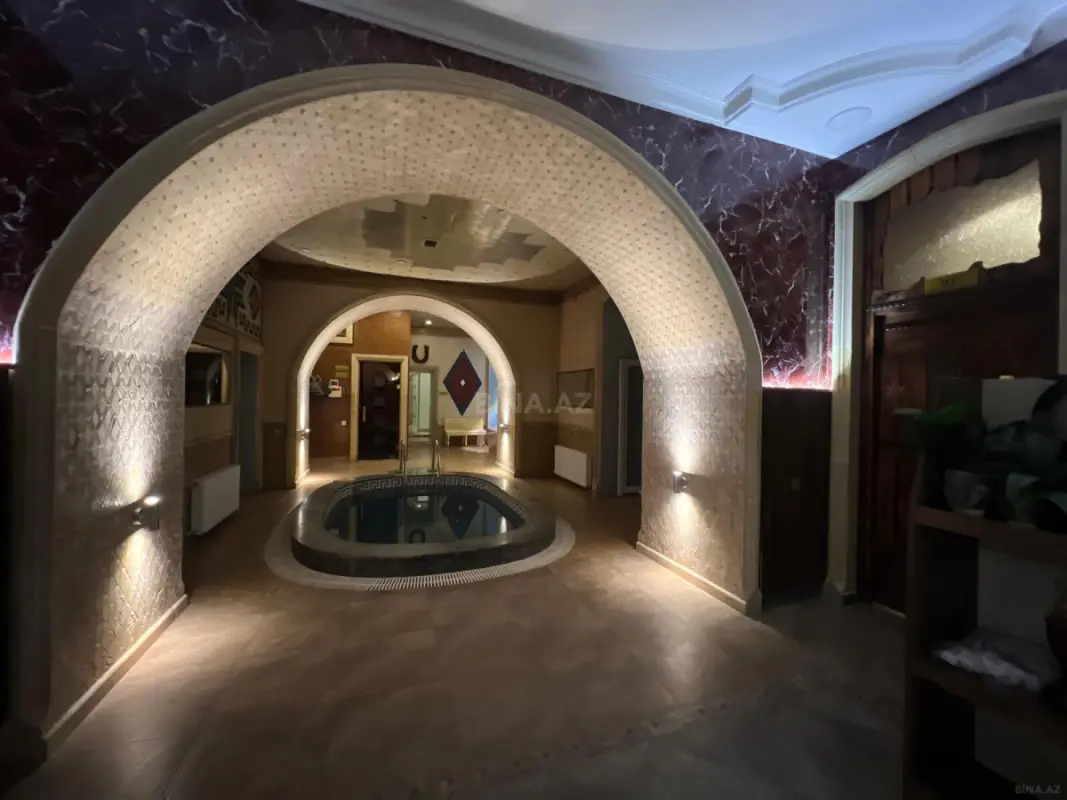 Satılır obyekt 250 m²