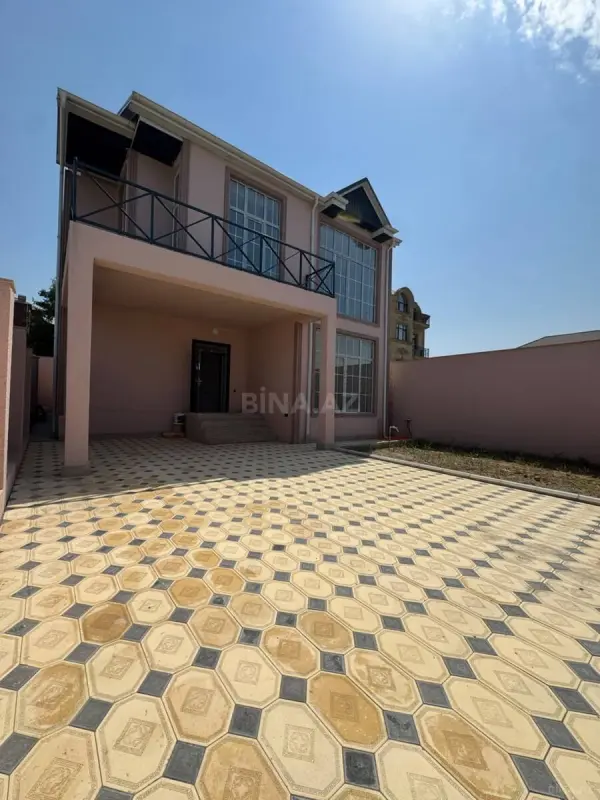 Satılır 5 otaqlı həyət evi 185 m²