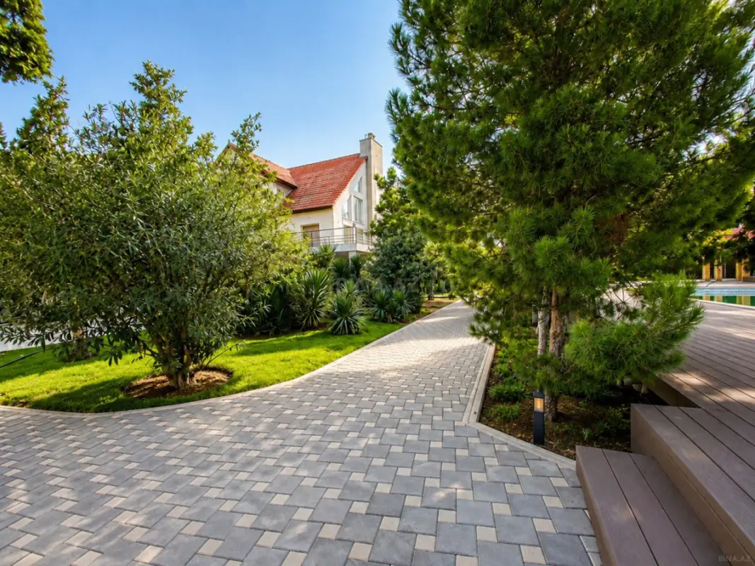 Kirayə verilir 6 otaqlı həyət evi 350 m²