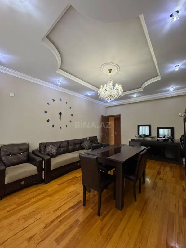 Satılır 3 otaqlı mənzil 116 m²