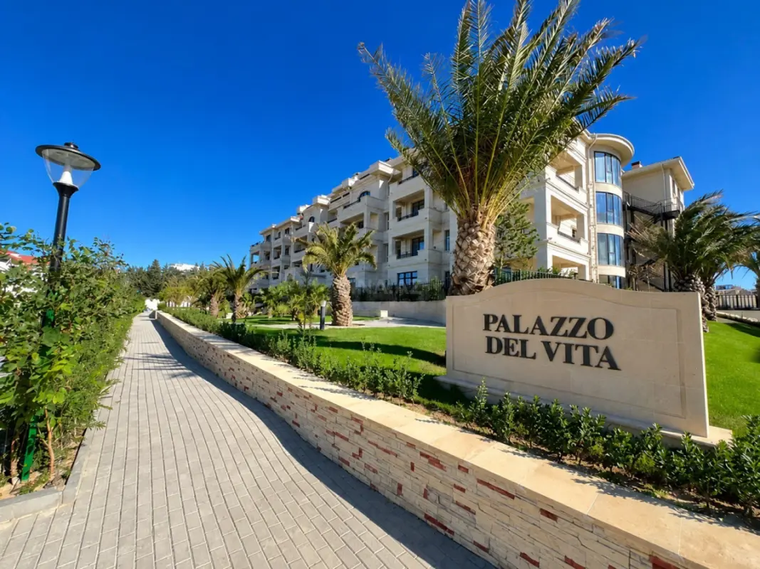 Satılır 2 otaqlı mənzil 87 m²