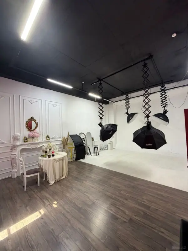 Kirayə verilir 4 otaqlı ofis 240 m²