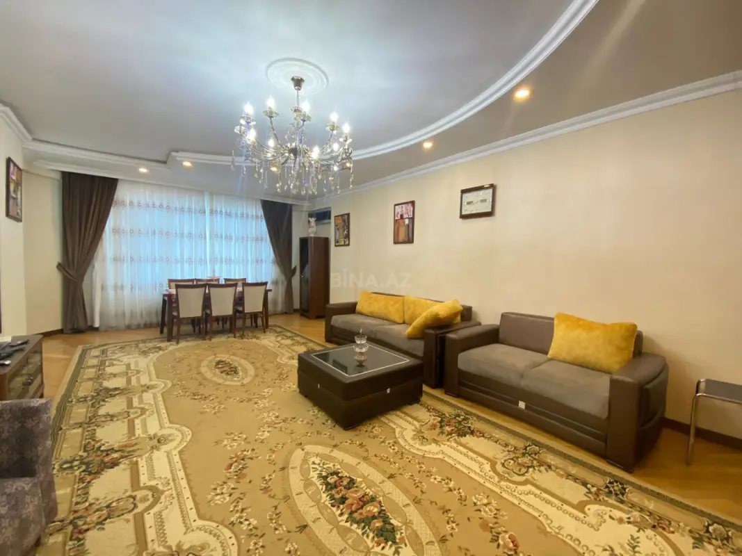 Kirayə verilir 3 otaqlı mənzil 130 m²