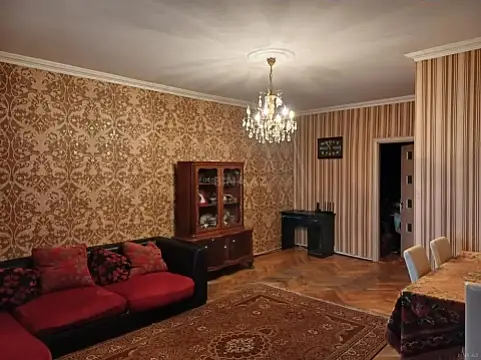 Satılır 3 otaqlı mənzil 100 m² — Bakı, Sahil qəs. 3 otaq 100.00 m²