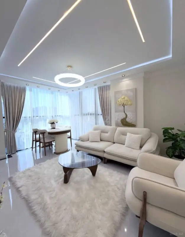 Satılır 3 otaqlı mənzil 110 m²