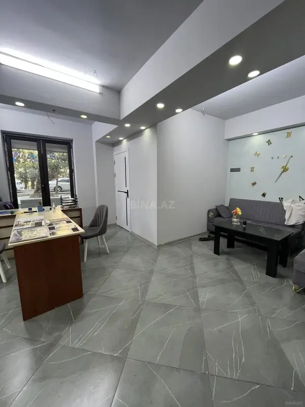 Satılır obyekt 60 m²