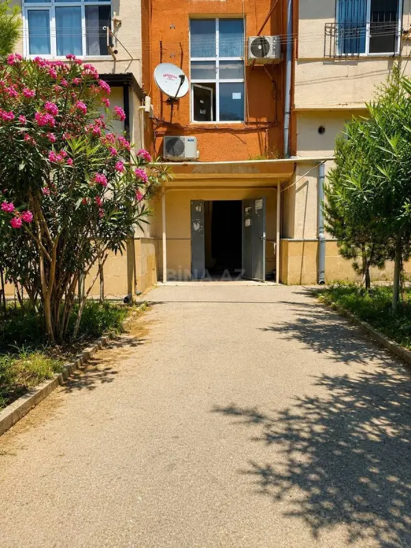 Satılır 2 otaqlı mənzil 53 m²