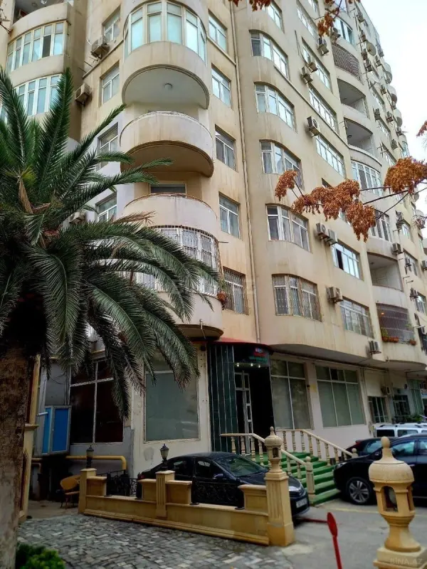 Kirayə verilir obyekt 300 m²