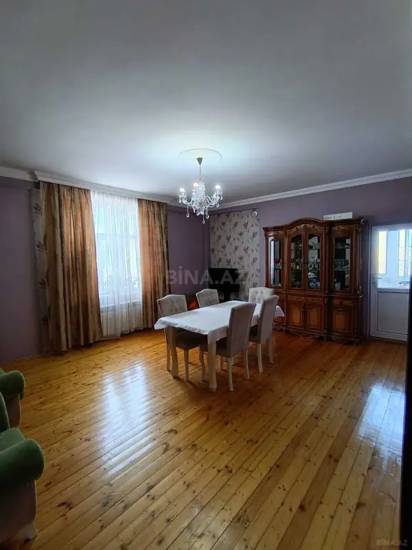 Satılır 2 otaqlı mənzil 88 m²