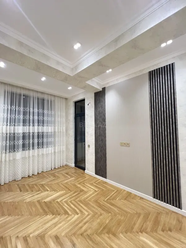 Satılır 3 otaqlı mənzil 76 m²