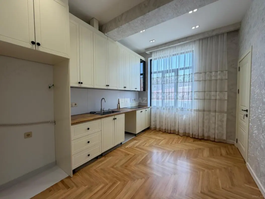 Satılır 3 otaqlı mənzil 78 m²