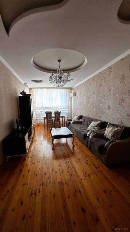 Satılır 2 otaqlı mənzil 84 m²