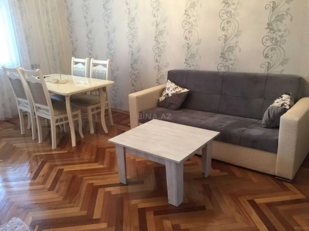 Satılır 2 otaqlı mənzil 60 m²