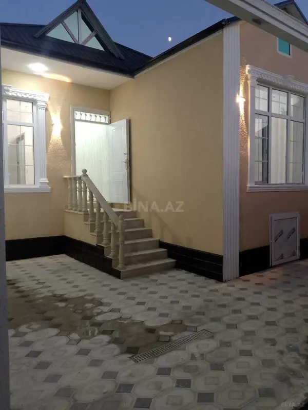 Satılır 3 otaqlı həyət evi 100 m²