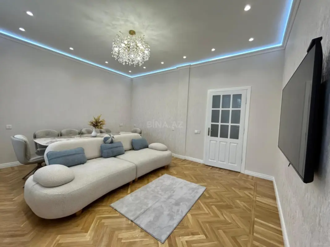 Kirayə verilir 3 otaqlı mənzil 90 m²