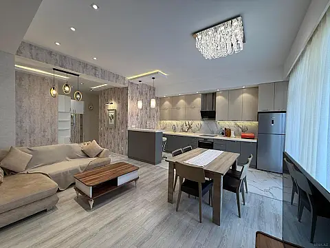 Kirayə verilir 3 otaqlı mənzil 121 m² — Bakı 3 otaq 121.00 m²