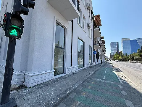 Kirayə verilir obyekt 200 m² — Bakı, Xətai 200.00 m²