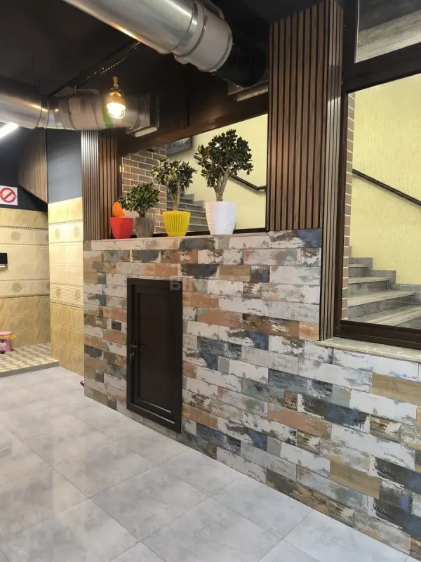 Kirayə verilir obyekt 260 m²