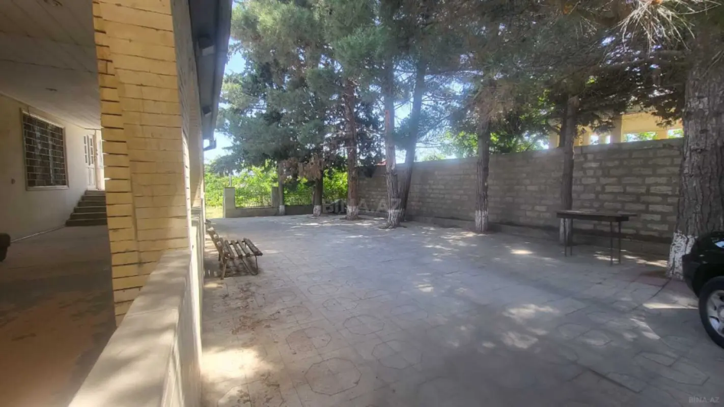 Satılır 4 otaqlı həyət evi 150 m²