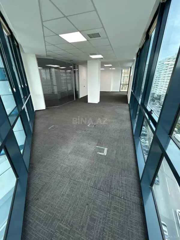 Kirayə verilir 13 otaqlı ofis 600 m²