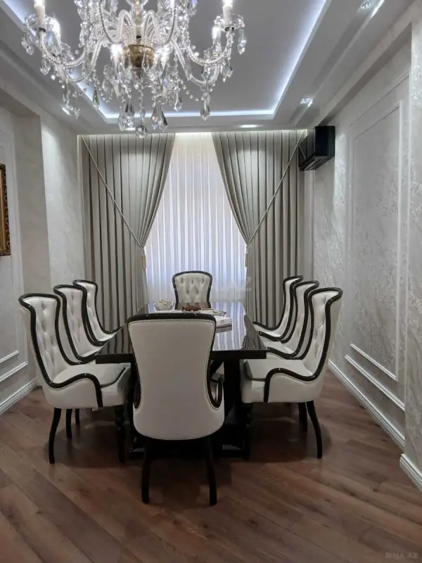 Satılır 3 otaqlı mənzil 98 m²
