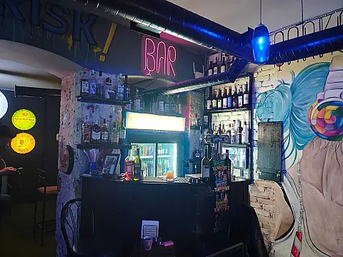 Kirayə verilir obyekt 85 m² — Bakı, Sahil qəs. 85.00 m²
