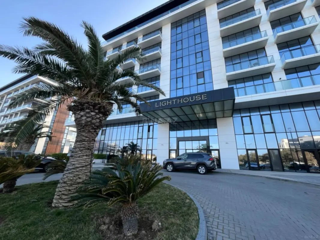 Satılır 2 otaqlı mənzil 76 m²