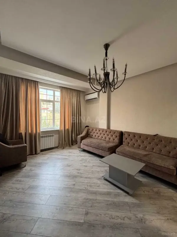 Satılır 3 otaqlı mənzil 79 m²