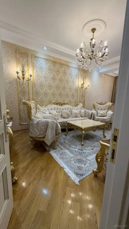 Satılır 2 otaqlı mənzil 96 m²