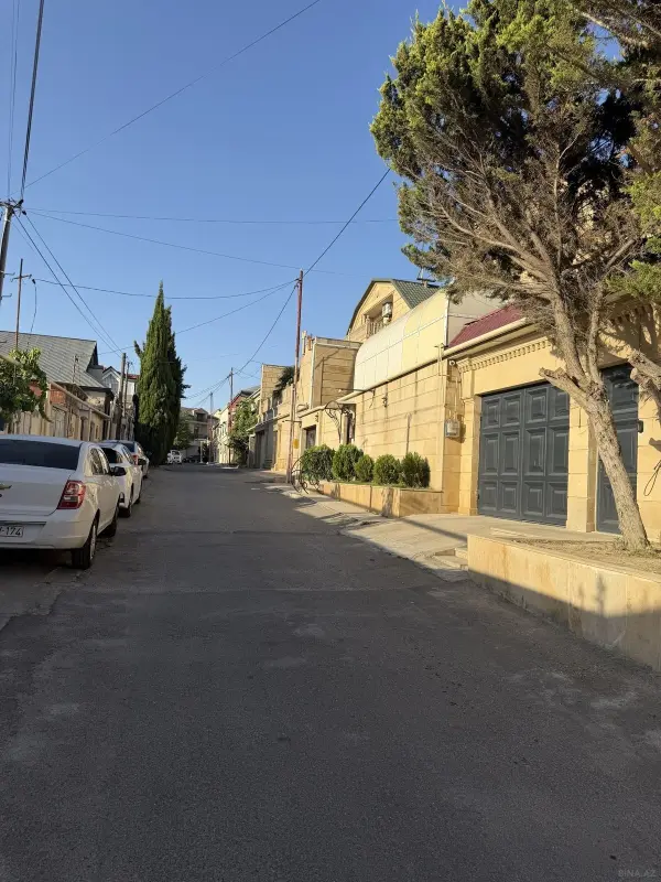 Satılır 4 otaqlı həyət evi 150 m²