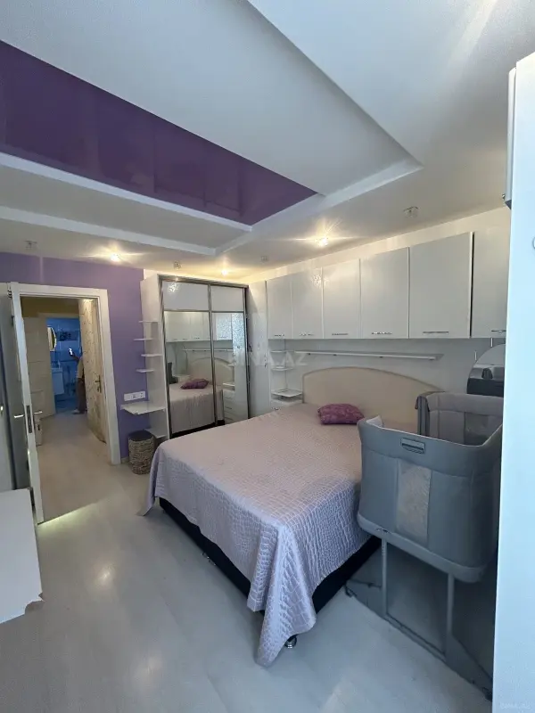 Satılır 2 otaqlı mənzil 68 m²