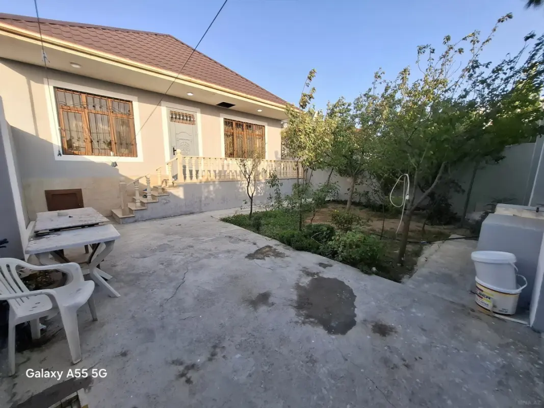 Satılır 3 otaqlı həyət evi 100 m²