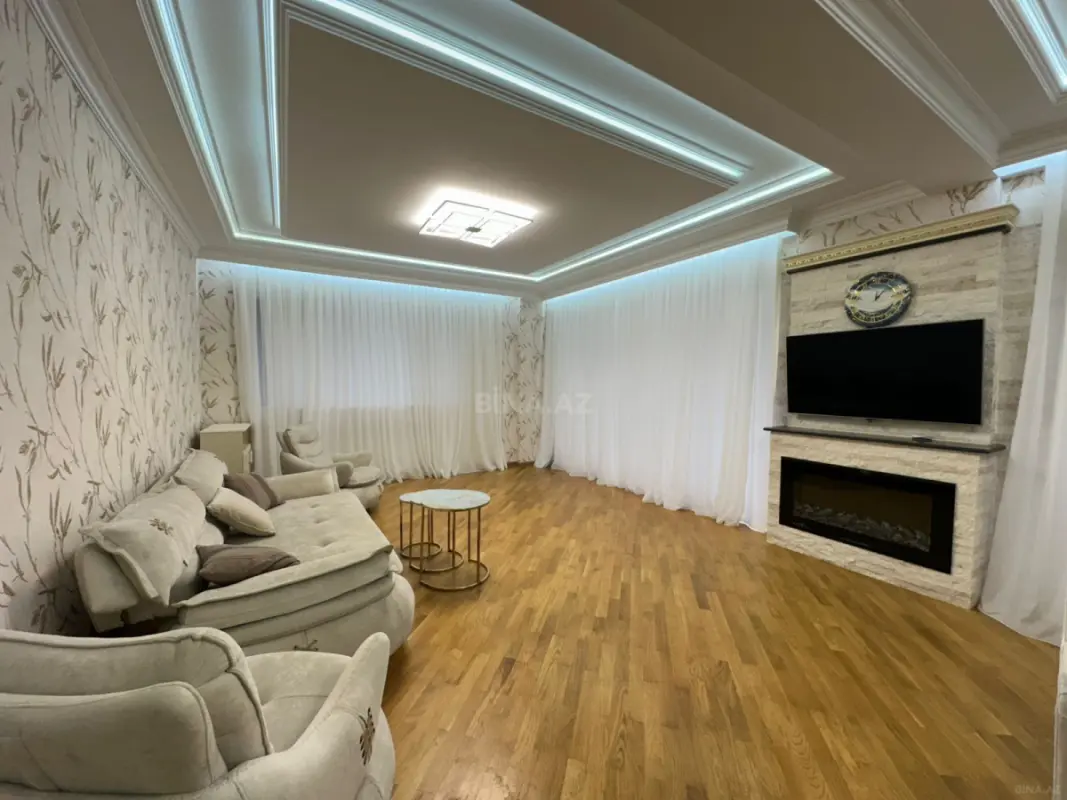 Kirayə verilir 3 otaqlı mənzil 157 m²