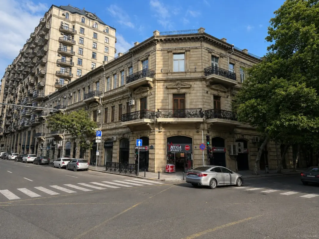 Satılır 3 otaqlı mənzil 120 m²