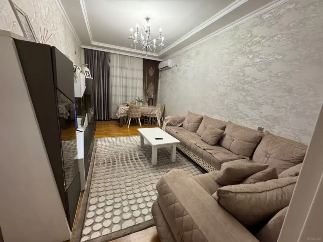 Satılır 3 otaqlı mənzil 105 m²