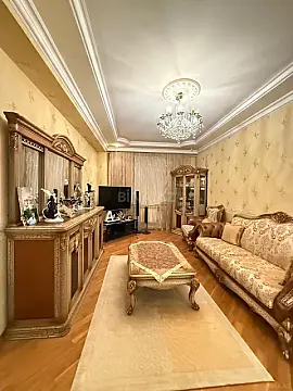 Satılır 3 otaqlı mənzil 152 m² — Bakı, İnşaatçılar 3 otaq 152.00 m²