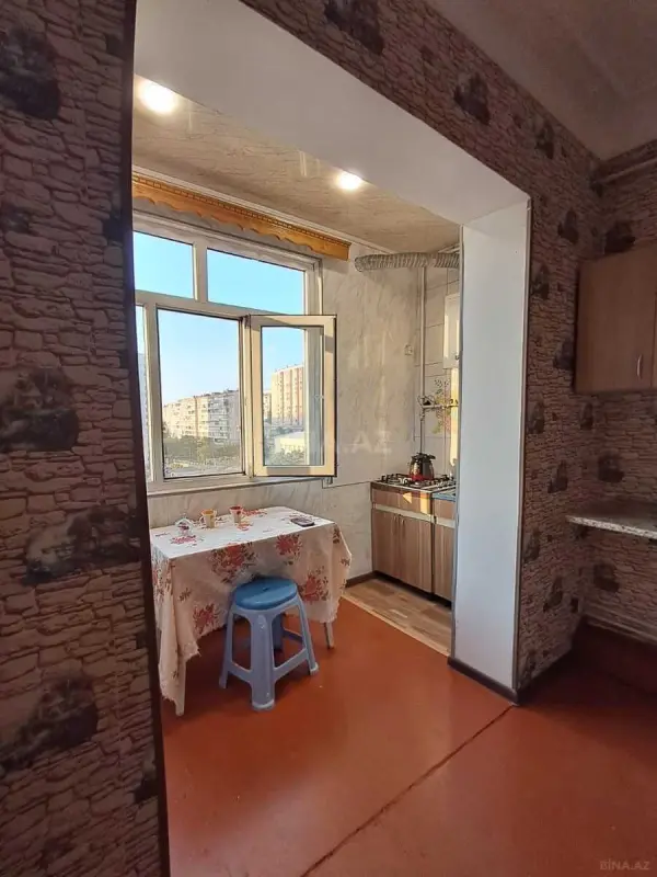 Kirayə verilir 2 otaqlı mənzil 45 m²