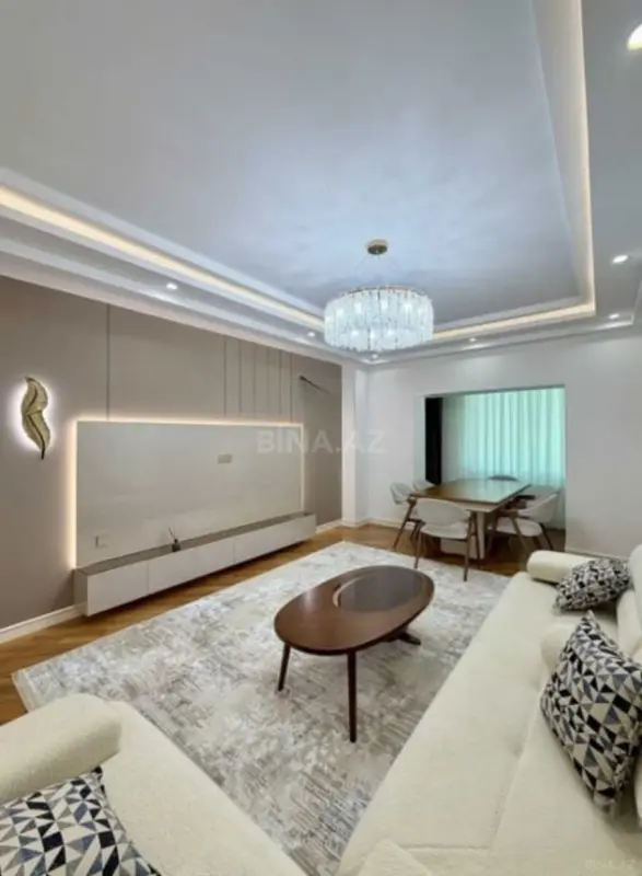 Satılır 2 otaqlı mənzil 100 m²