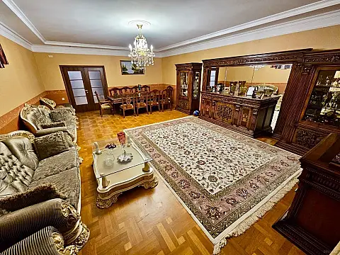 Kirayə verilir 3 otaqlı mənzil 149 m² — Bakı, Nərimanov 3 otaq 149.00 m²