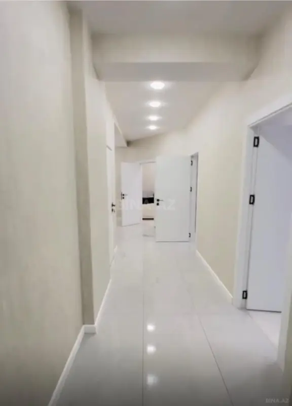 Kirayə verilir 5 otaqlı ofis 225 m²