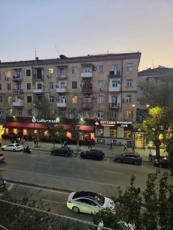 Satılır 2 otaqlı mənzil 42 m²
