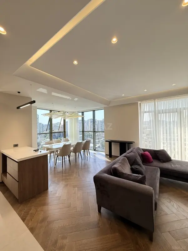 Satılır 3 otaqlı mənzil 113 m²