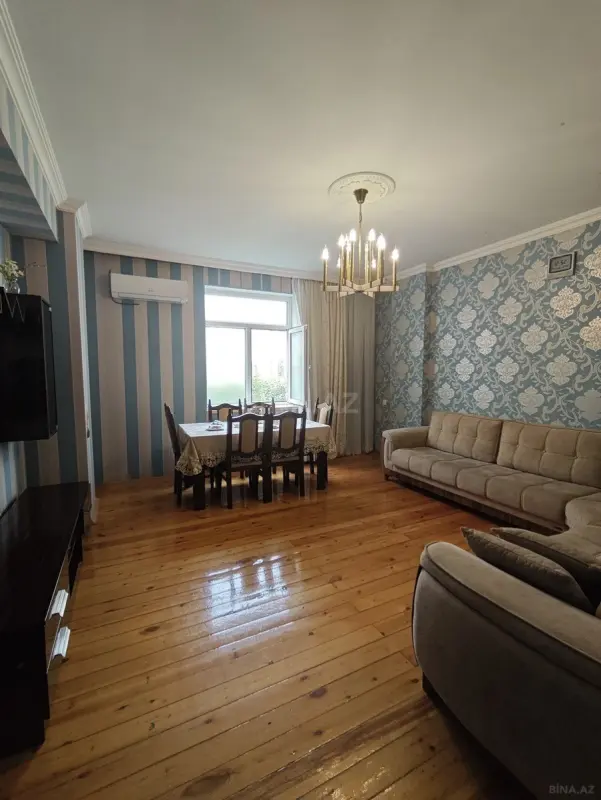 Satılır 2 otaqlı mənzil 72 m²