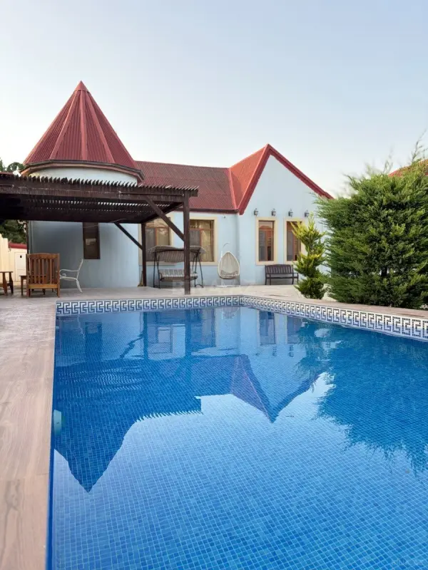 Satılır 4 otaqlı həyət evi 160 m²
