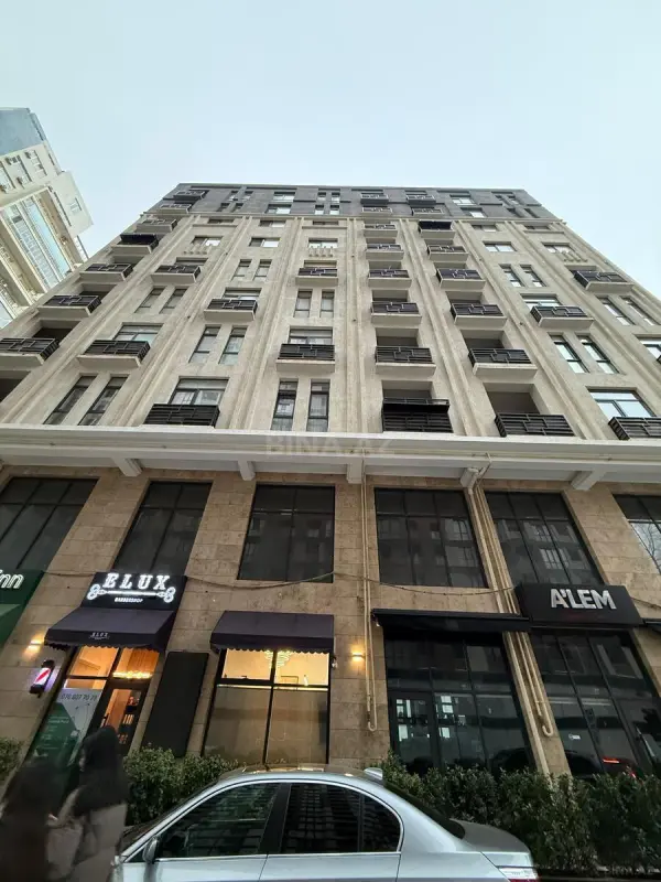Satılır 2 otaqlı mənzil 96 m²