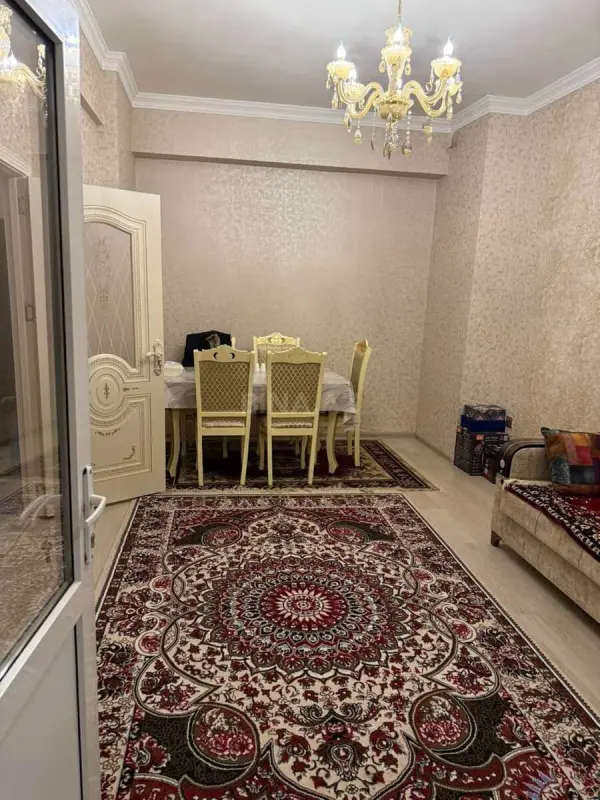 Satılır 2 otaqlı mənzil 66 m²
