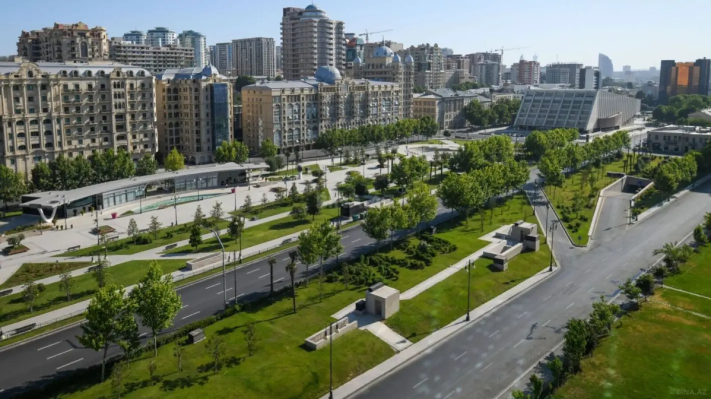 Satılır 4 otaqlı mənzil 191 m²