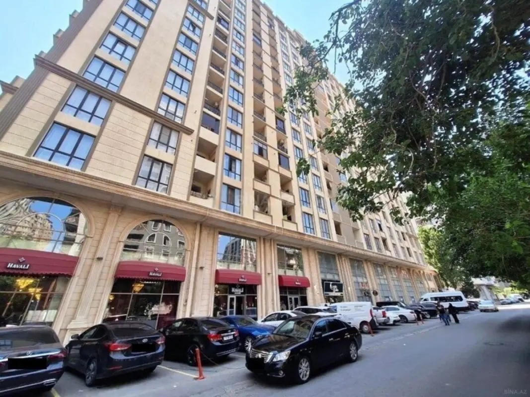 Satılır 2 otaqlı mənzil 62 m²