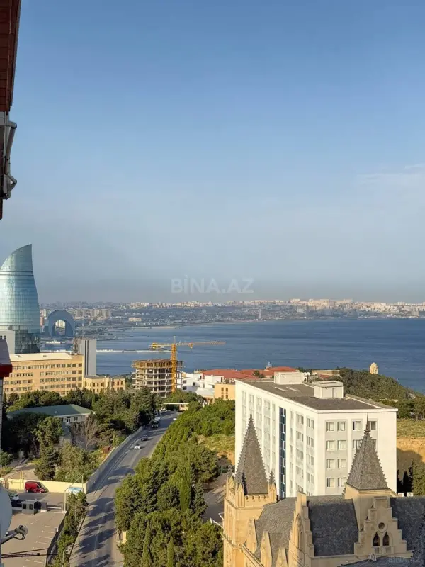 Kirayə verilir 3 otaqlı mənzil 110 m²