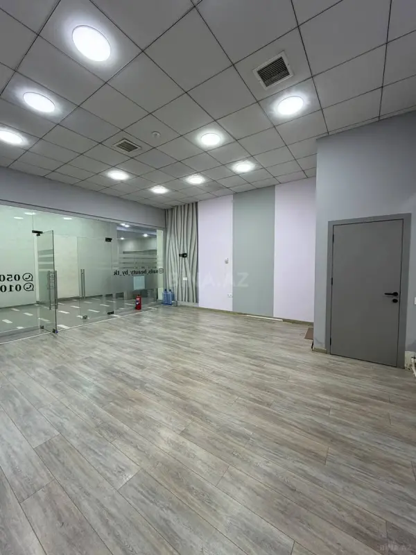 Kirayə verilir 1 otaqlı ofis 40 m²